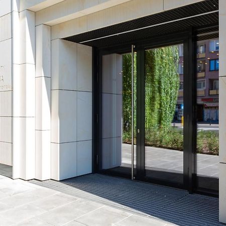 Apartamenty Ogrodowa Business Wola By Renters Prestige Warschau Exterior foto